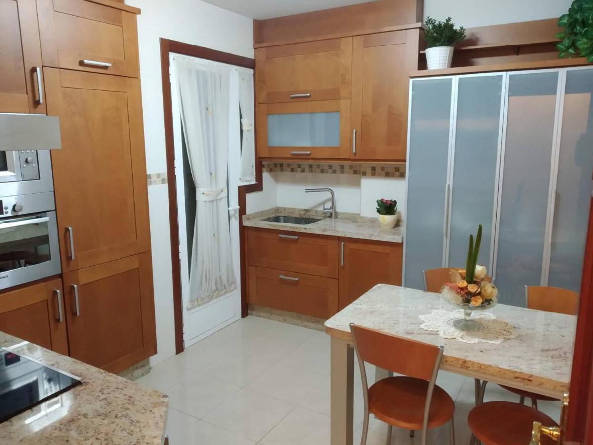 Apartamento La Real Caldas De Reis Luaran gambar