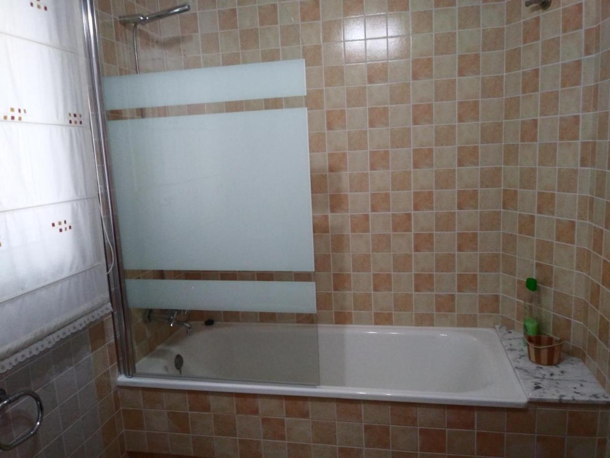 Apartamento La Real Caldas De Reis Luaran gambar