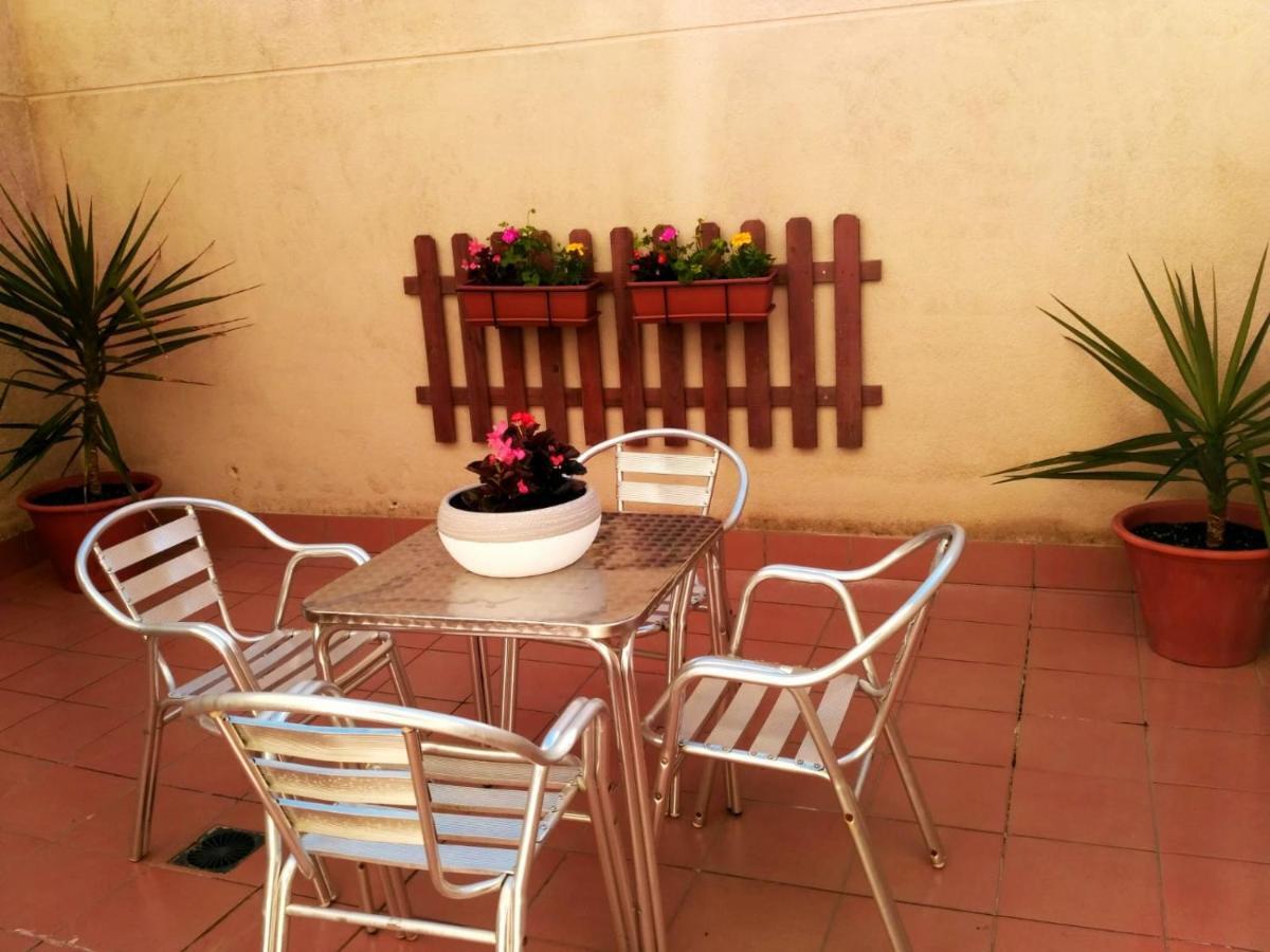 Apartamento La Real Caldas De Reis Luaran gambar